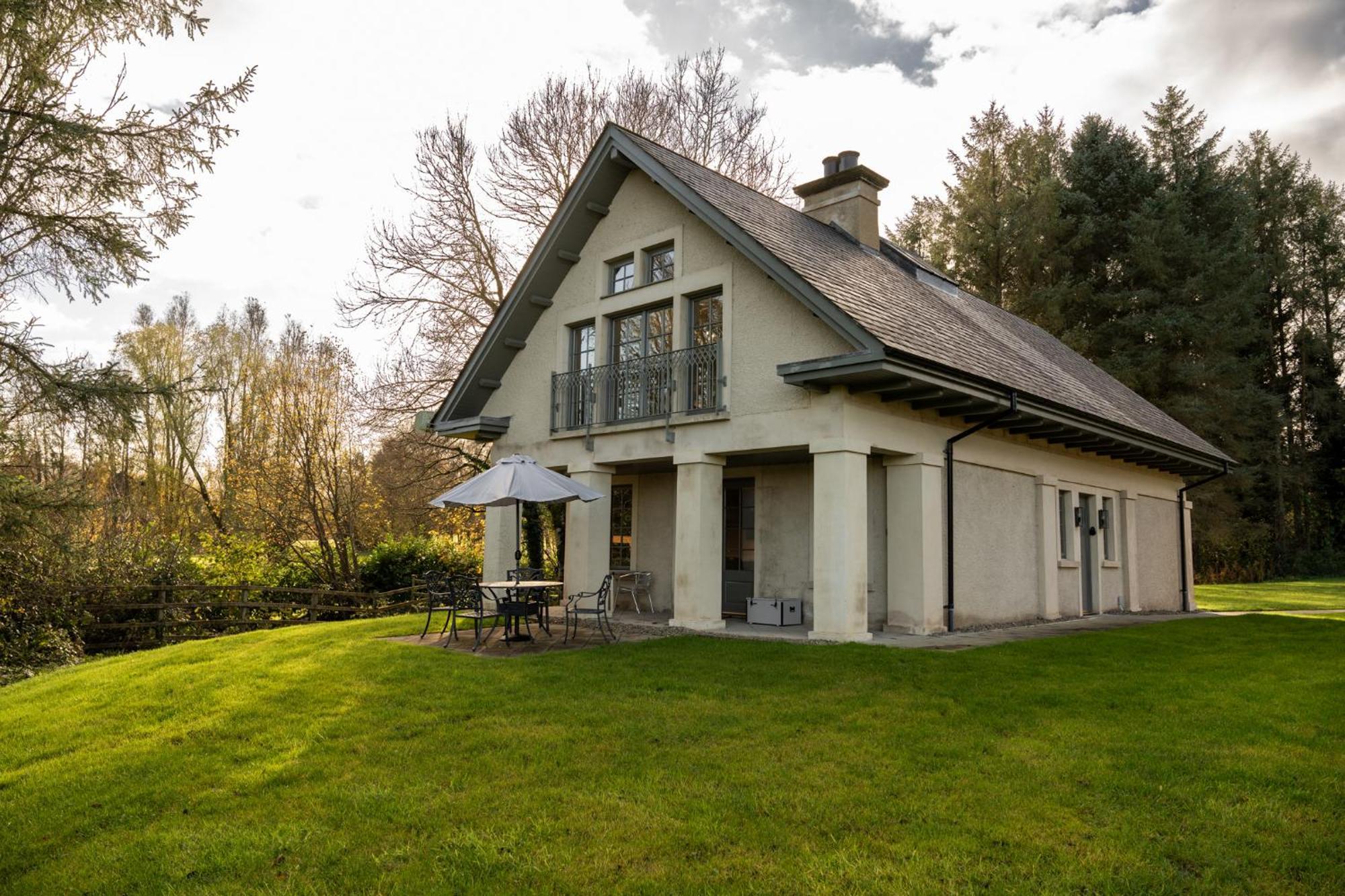 Escape Ordinary At Lough Erne Golf Village Enniskillen Eksteriør billede